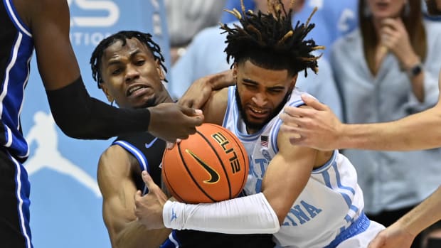 UNC basketball versus Duke